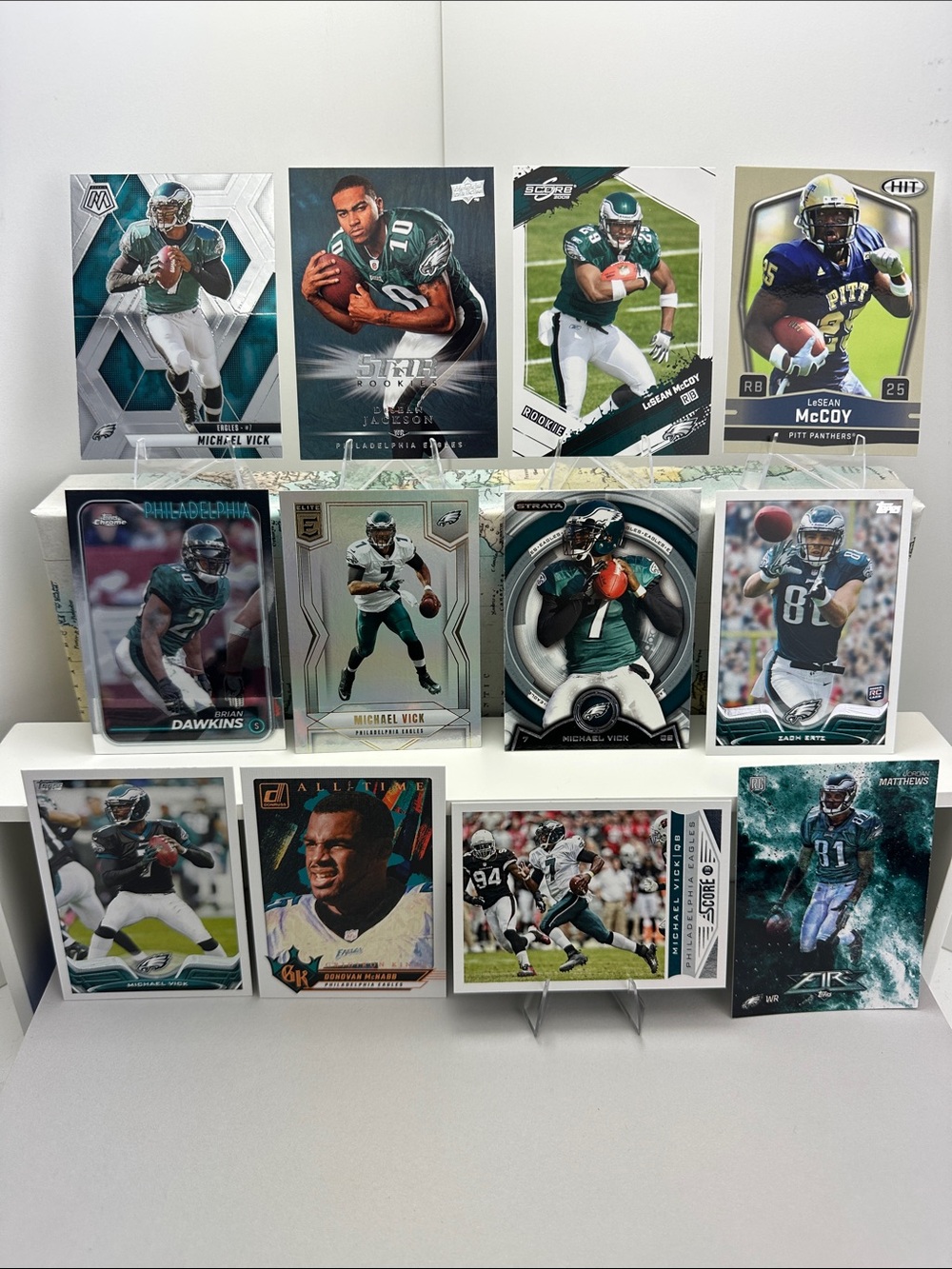 Eagles Michael Vick with rookies of DeSean Jackson/LeSean McCoy/Ertz lot of 12